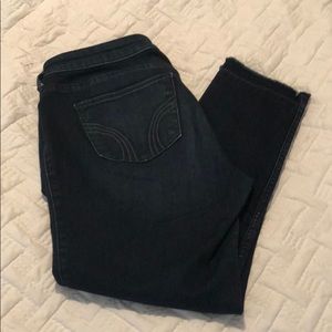 Hollister Cropped Jeans size 11